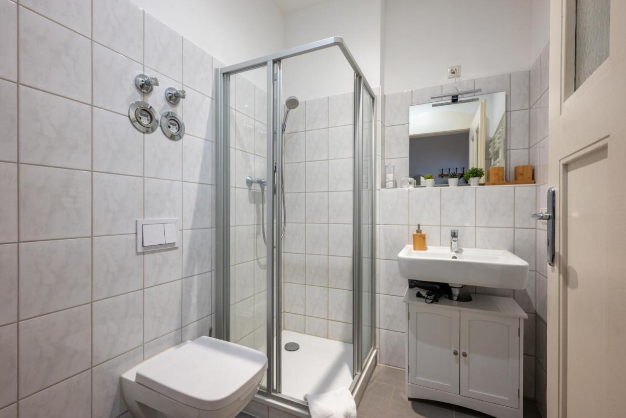 Arbio I Retro Apart Near Leipzig Hauptbahnhof Eksteriør billede