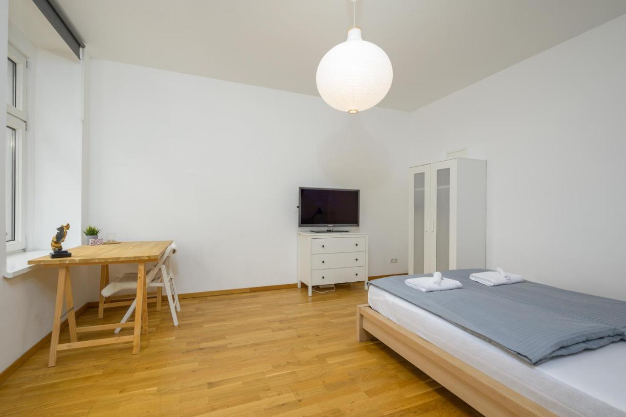 Arbio I Retro Apart Near Leipzig Hauptbahnhof Eksteriør billede