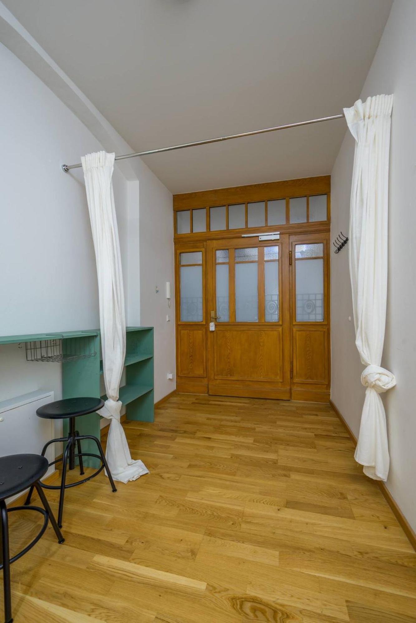 Arbio I Retro Apart Near Leipzig Hauptbahnhof Eksteriør billede