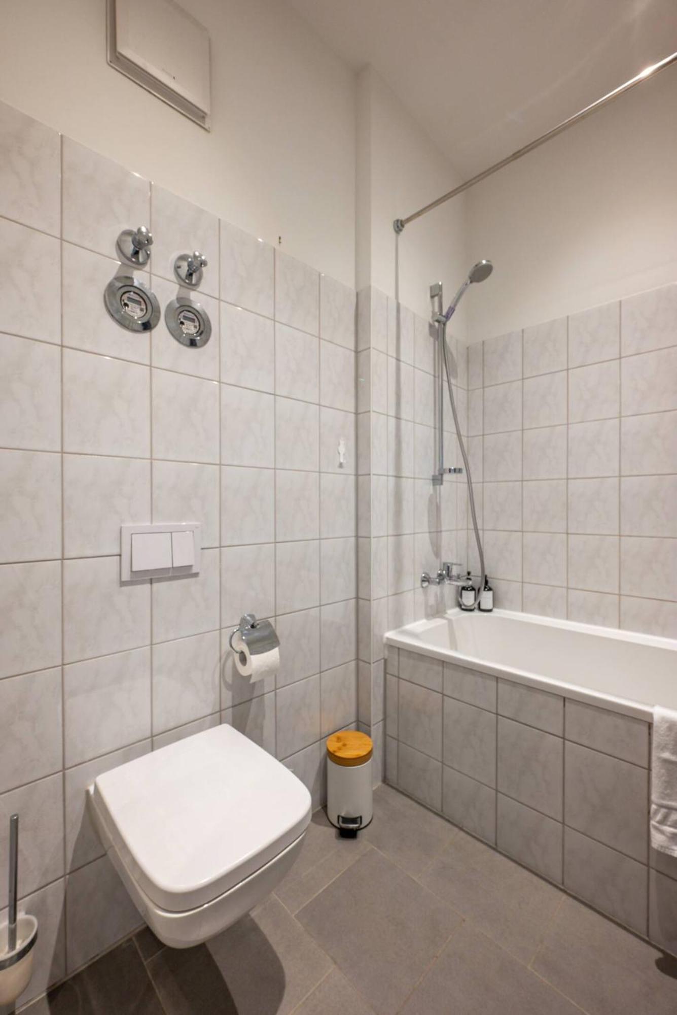 Arbio I Retro Apart Near Leipzig Hauptbahnhof Eksteriør billede